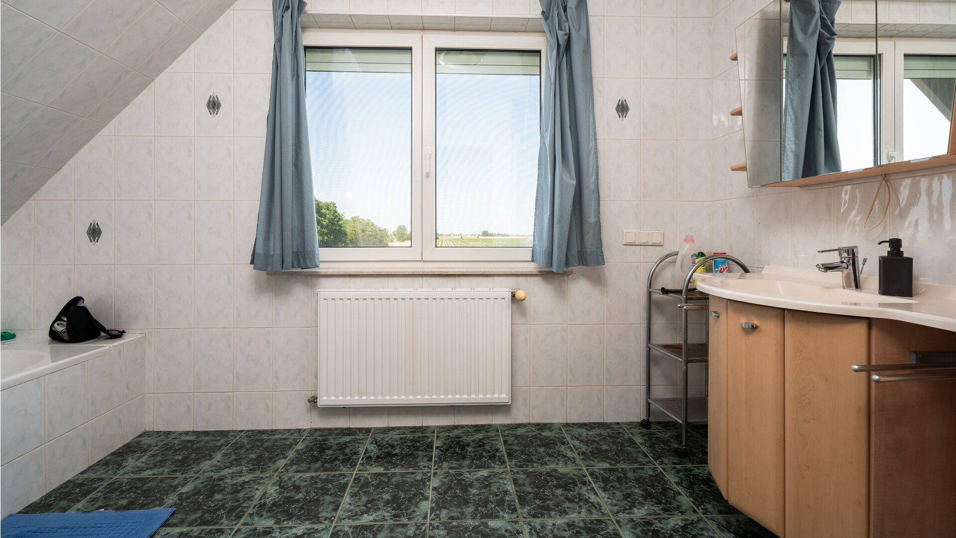 Haus 1 - Arbeiterzimmer 2 - Bad