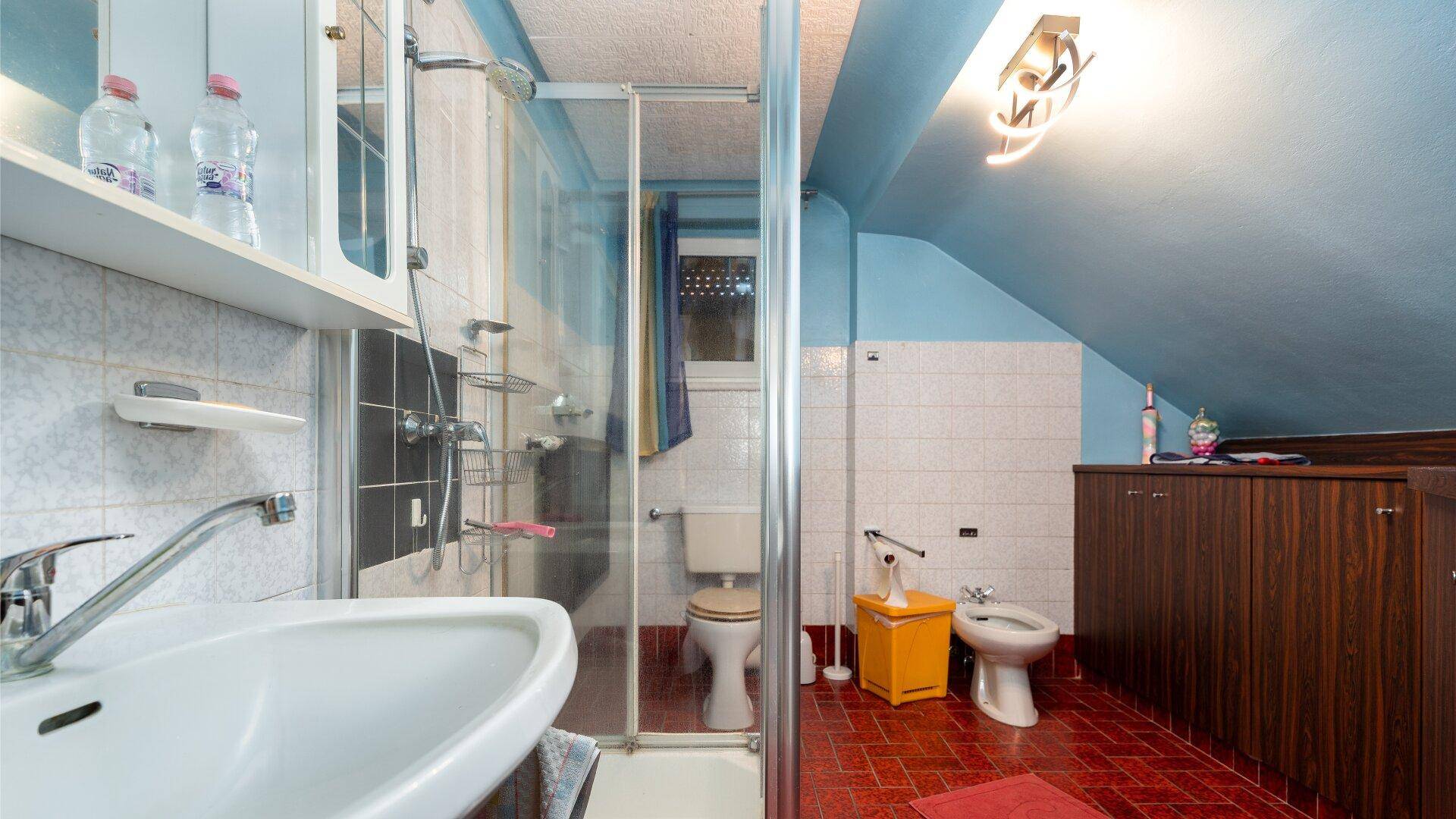 Haus 2 - Bad Obergeschoss