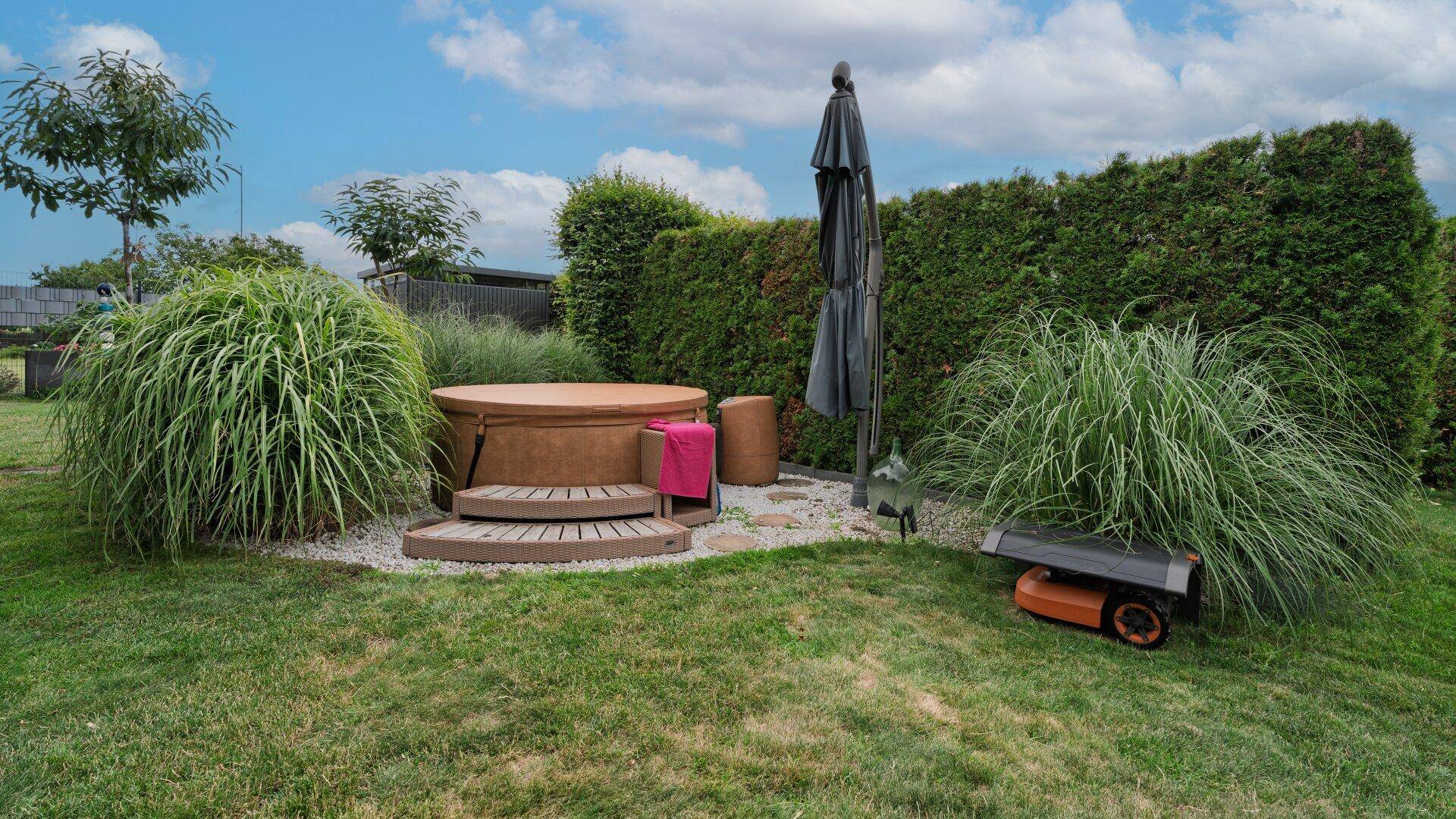 Whirlpool - Garten