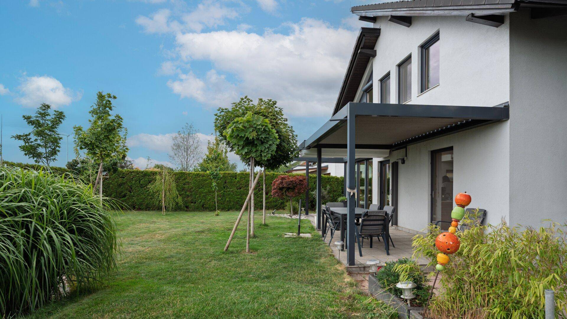 Garten - Rückseite Haus