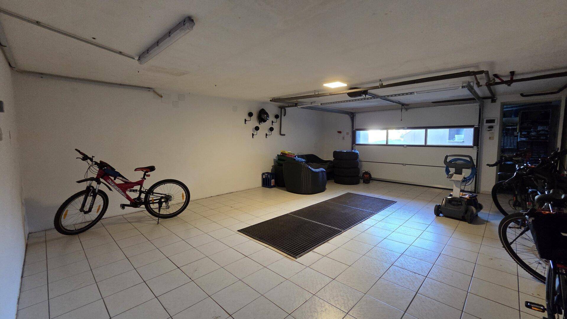Garage mit Grube