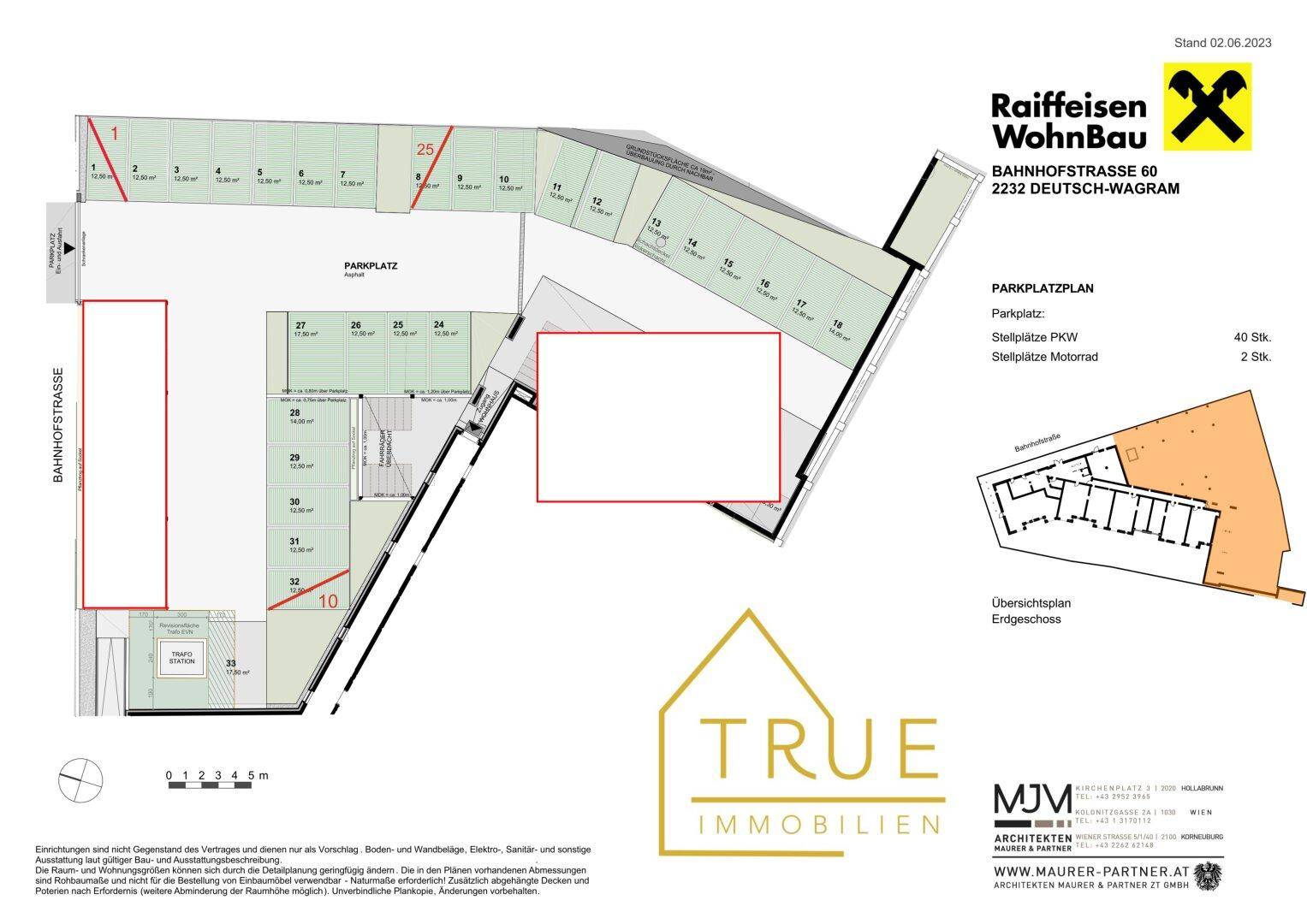 Übersichtlicher Parkplatzplan für PKW und Motorräder mit nummerierten Stellplätzen.