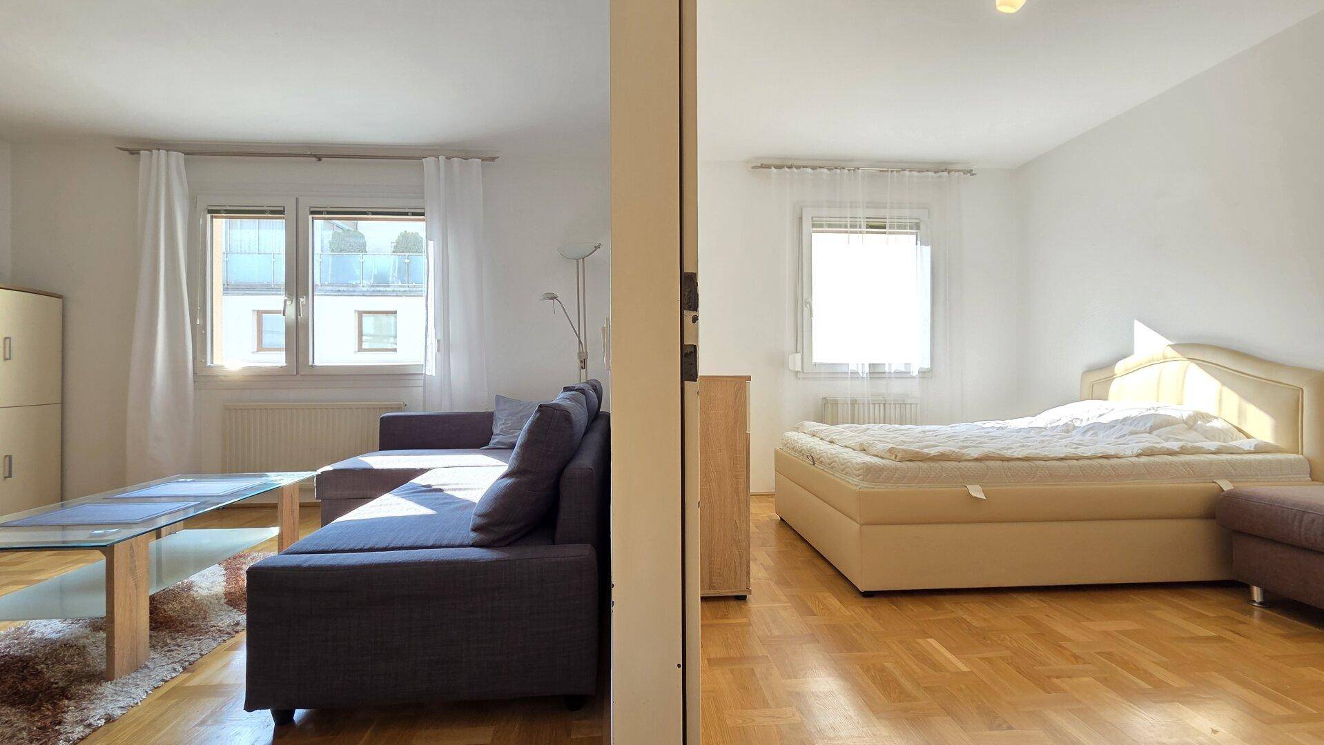 Wohn - Schlafzimmer