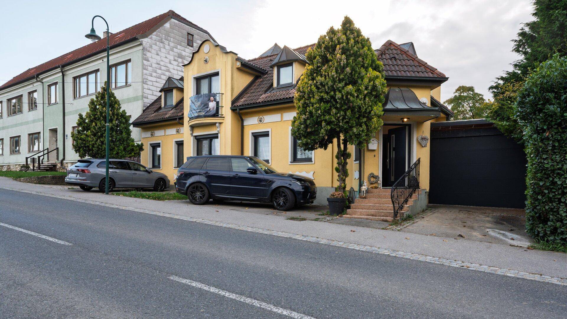 Straßenansicht Haus