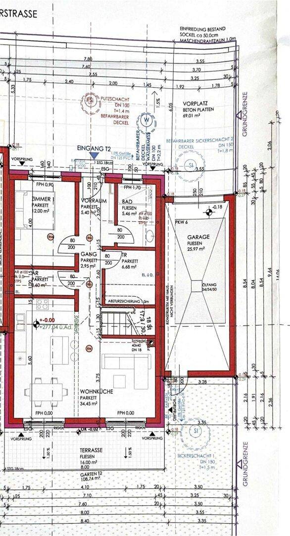 Grundriss des Erdgeschosses mit Wohnküche, Zimmern und Garage.