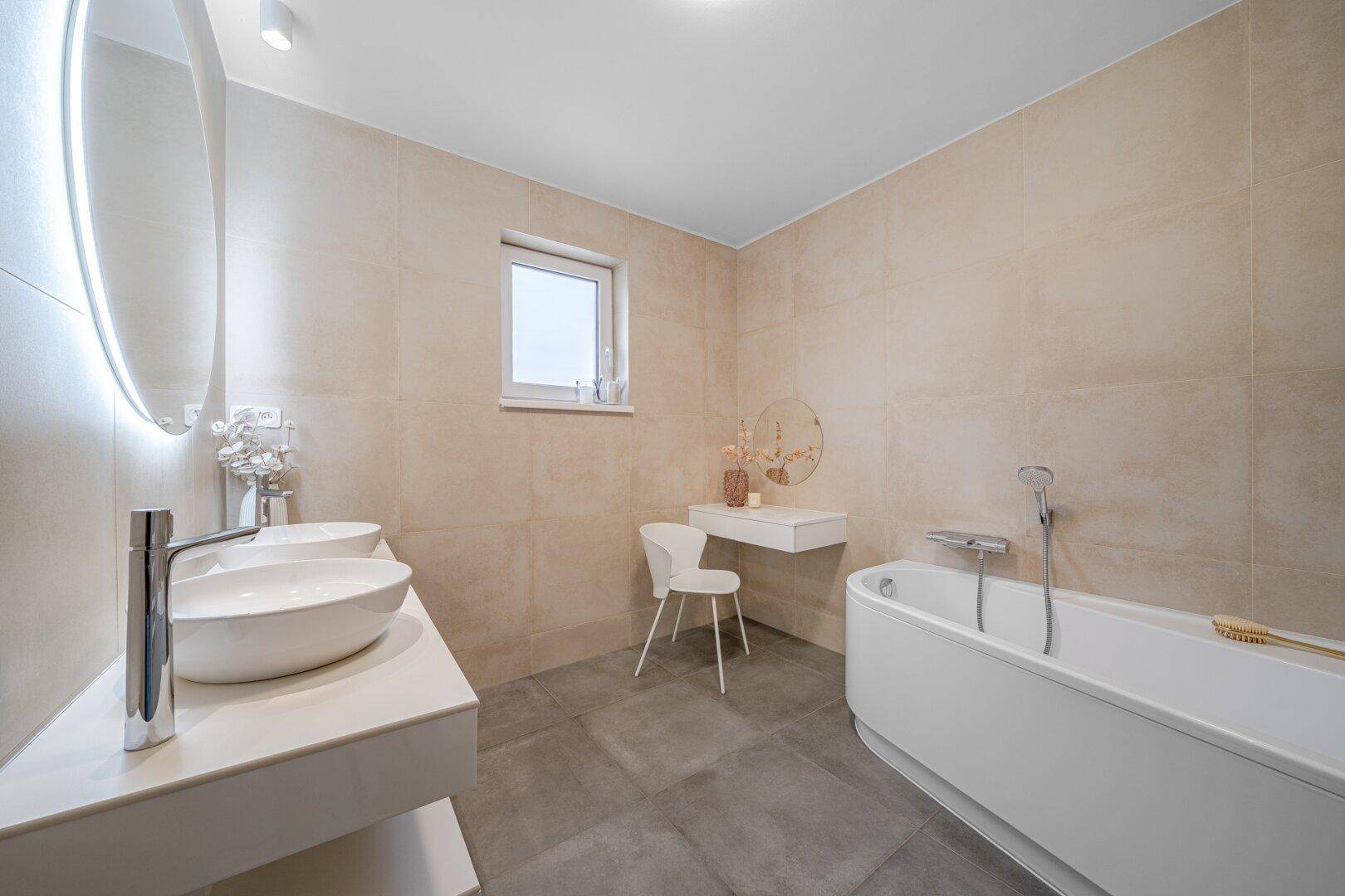 Modernes 5-Zimmer-Doppelhaus in Bad Deutsch-Altenburg - Ansicht 3