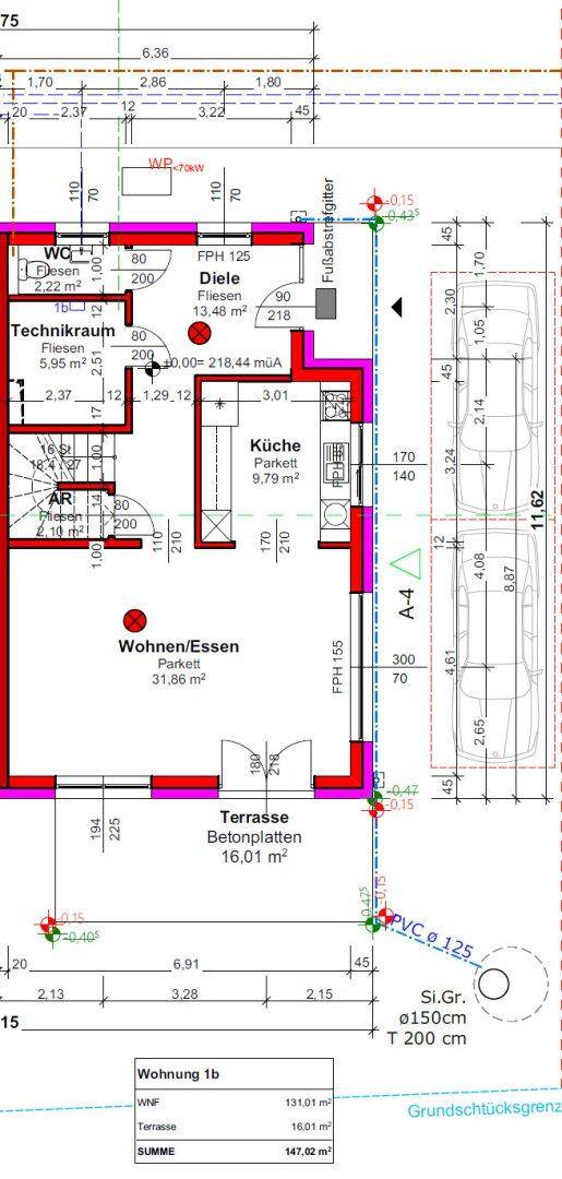 Detaillierter Grundriss des Erdgeschosses mit offenem Wohn-Essbereich und Terrasse.
