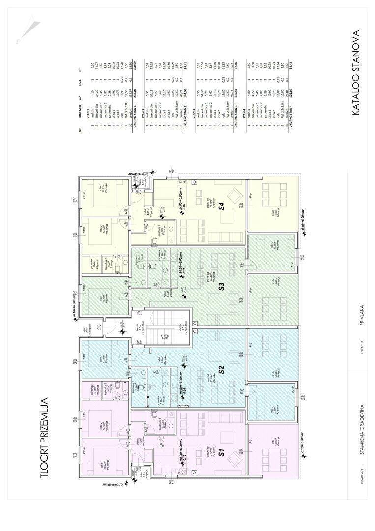 Grundriss des Erdgeschosses mit vier Wohneinheiten, jeweils mit offenem Wohnbereich, Terrasse und Gartenzugang.