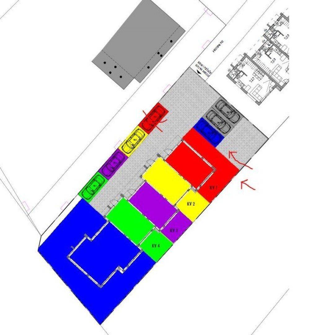 Lageplan mit farblich gekennzeichneten Parkplätzen und der Anordnung der Gebäude.