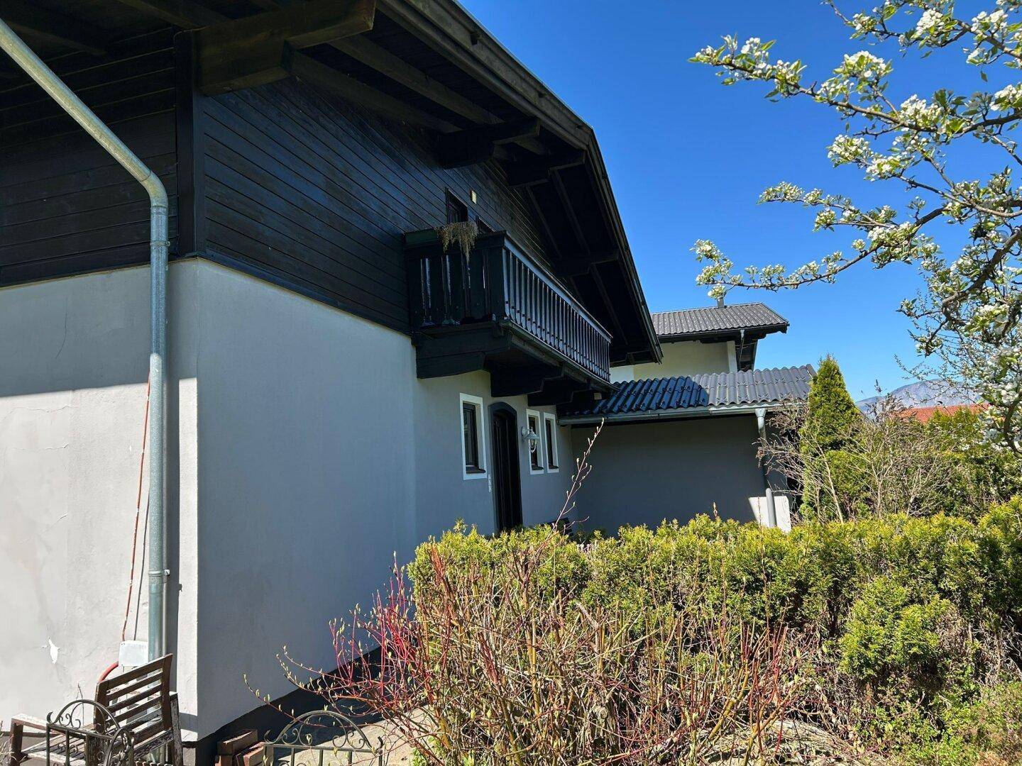 Attraktives Wohnhaus mit zwei Einheiten in ruhiger Lage von Itter – pohled 6