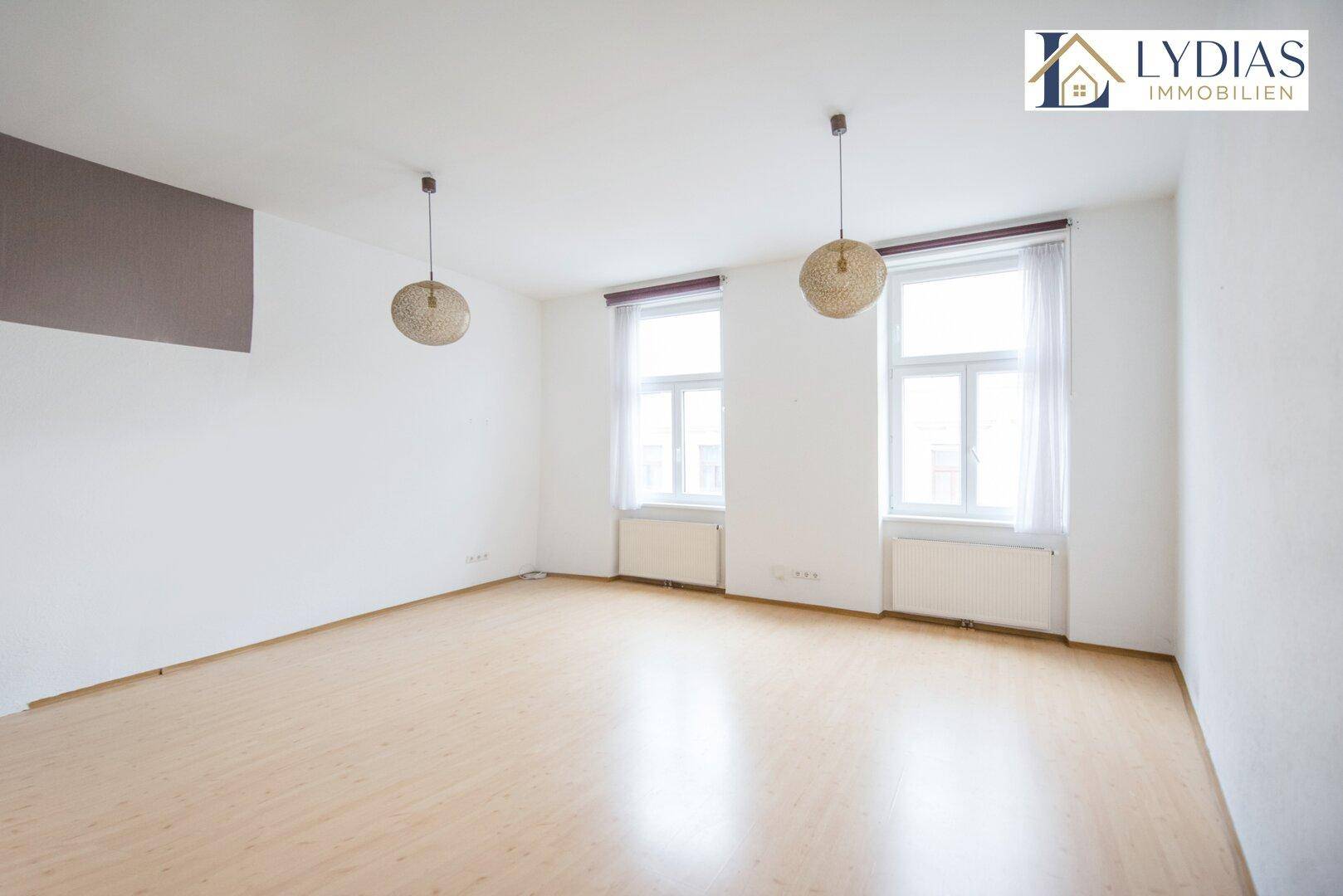 Wohn- und Schlafzimmer