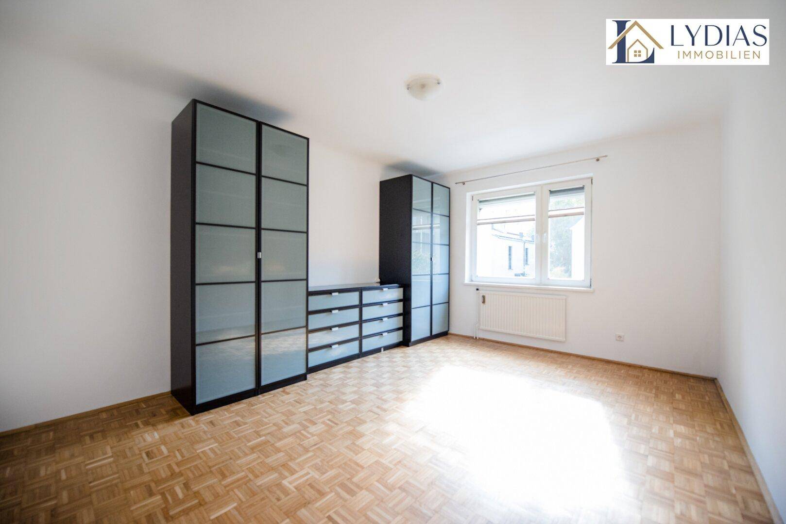 Zimmer 1 (Virtual Staging)