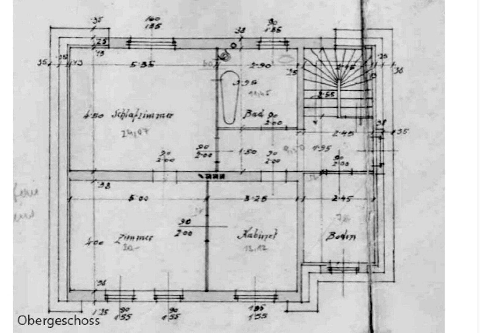 Historischer Grundriss des Obergeschosses mit Schlafzimmern und Badezimmer.