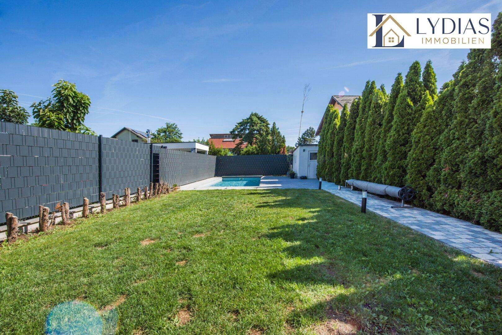 Traumhafte und sehr gepflegte Doppelhaushälfte mit Garten, Pool und vielen Extras – Top-Lage – exklusiver Badeteichzugang nur für Bewohner! - Ansicht 6