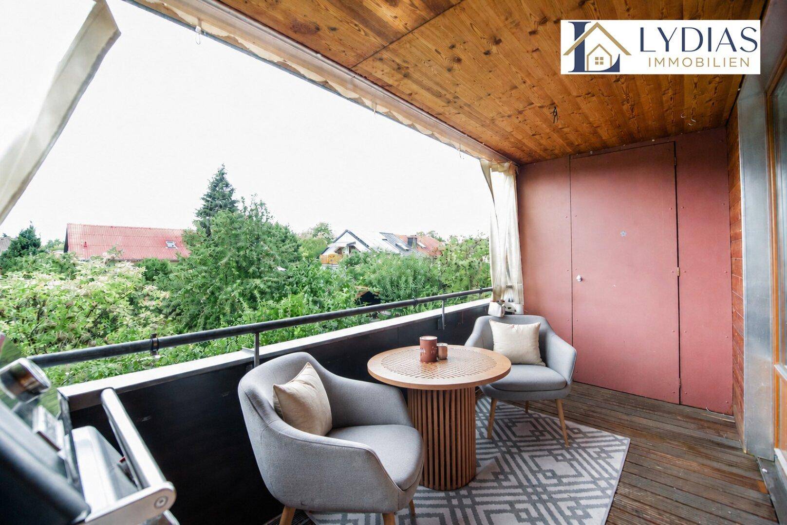 Loggia OG mit Abstellraum