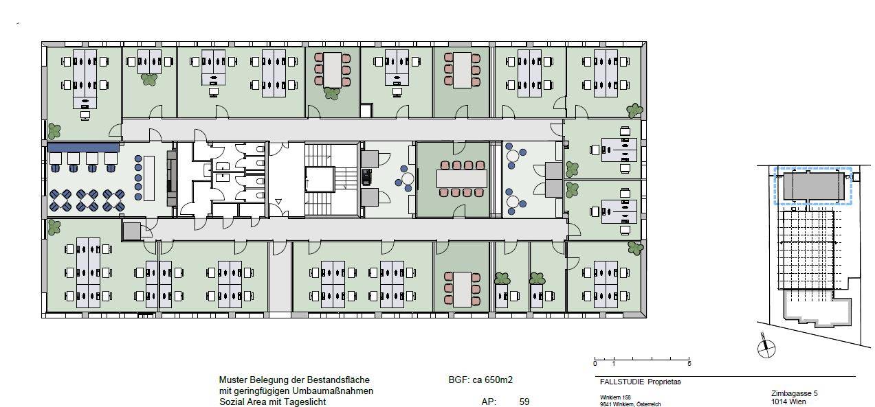 Grundriss eines Bürogebäudes mit zahlreichen Einzelbüros, Besprechungsräumen und einem Sozialbereich.