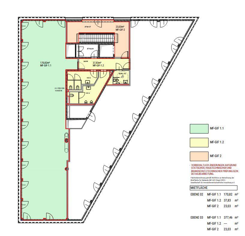 Dreieckiger Grundriss mit verschiedenen Mietflächen auf Ebene 02, inklusive Treppenhaus und Sanitärbereichen.