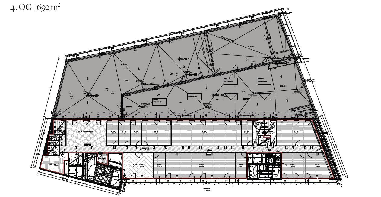 Grundriss des 4. Obergeschosses mit einer Fläche von 692 m², zeigt die Raumaufteilung.