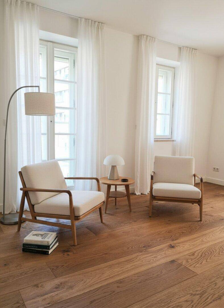 Zimmer 1 mit Einrichtungsvorschlag KI