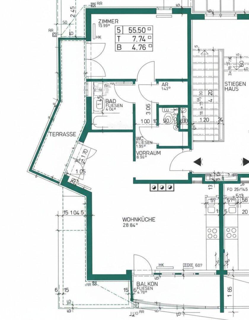 Grundriss zeigt Wohnküche, Zimmer, Bad, WC und zwei Balkone/Terrassen.