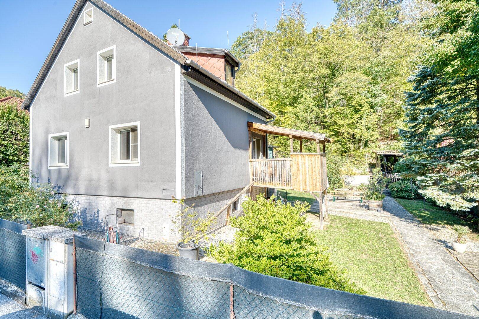Haus strassenseitig