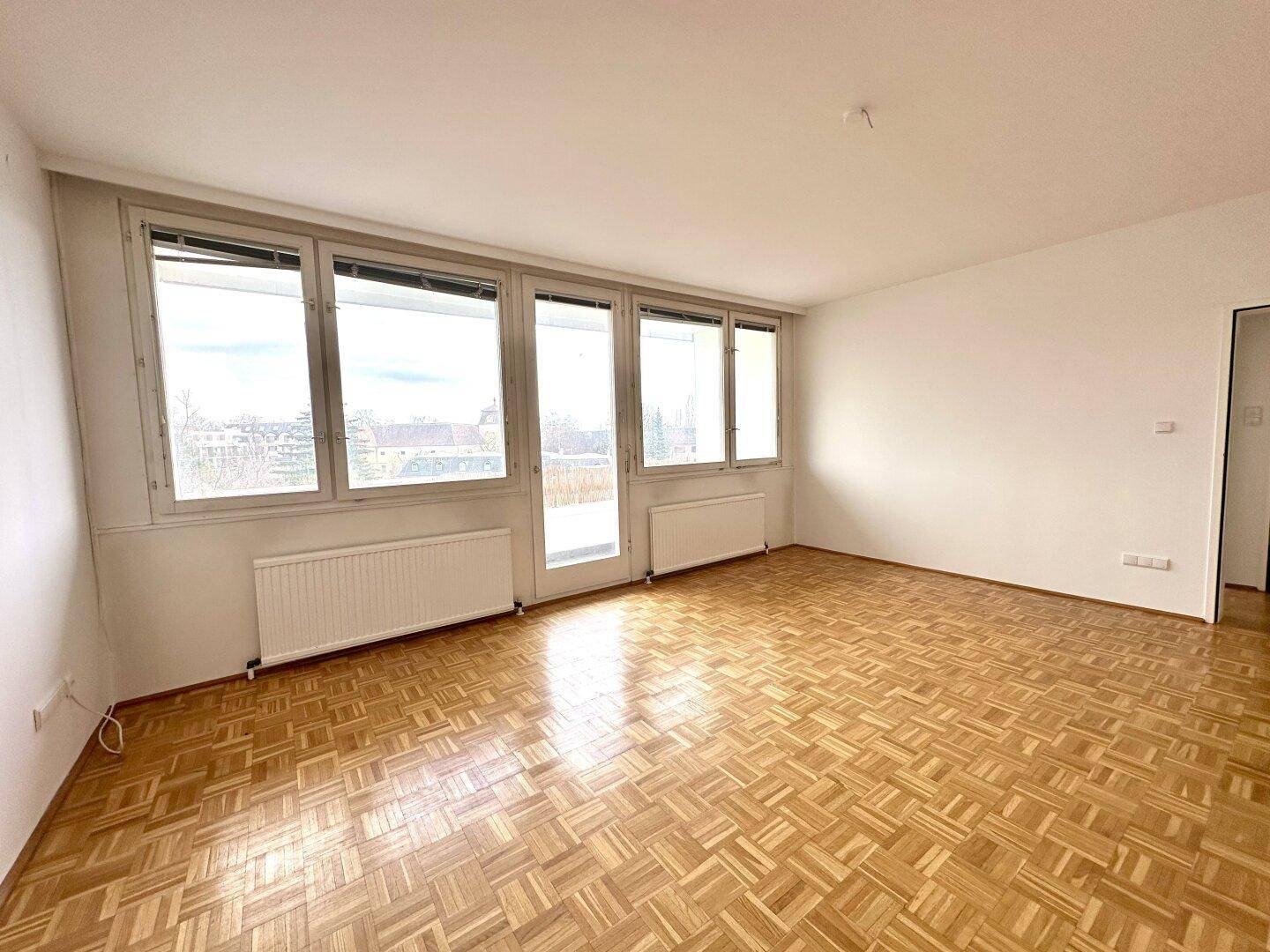 Modernes Wohnen in zentraler Lage - 64 m² Wohnung Nähe Strandbad, Fernblick – pohled 4
