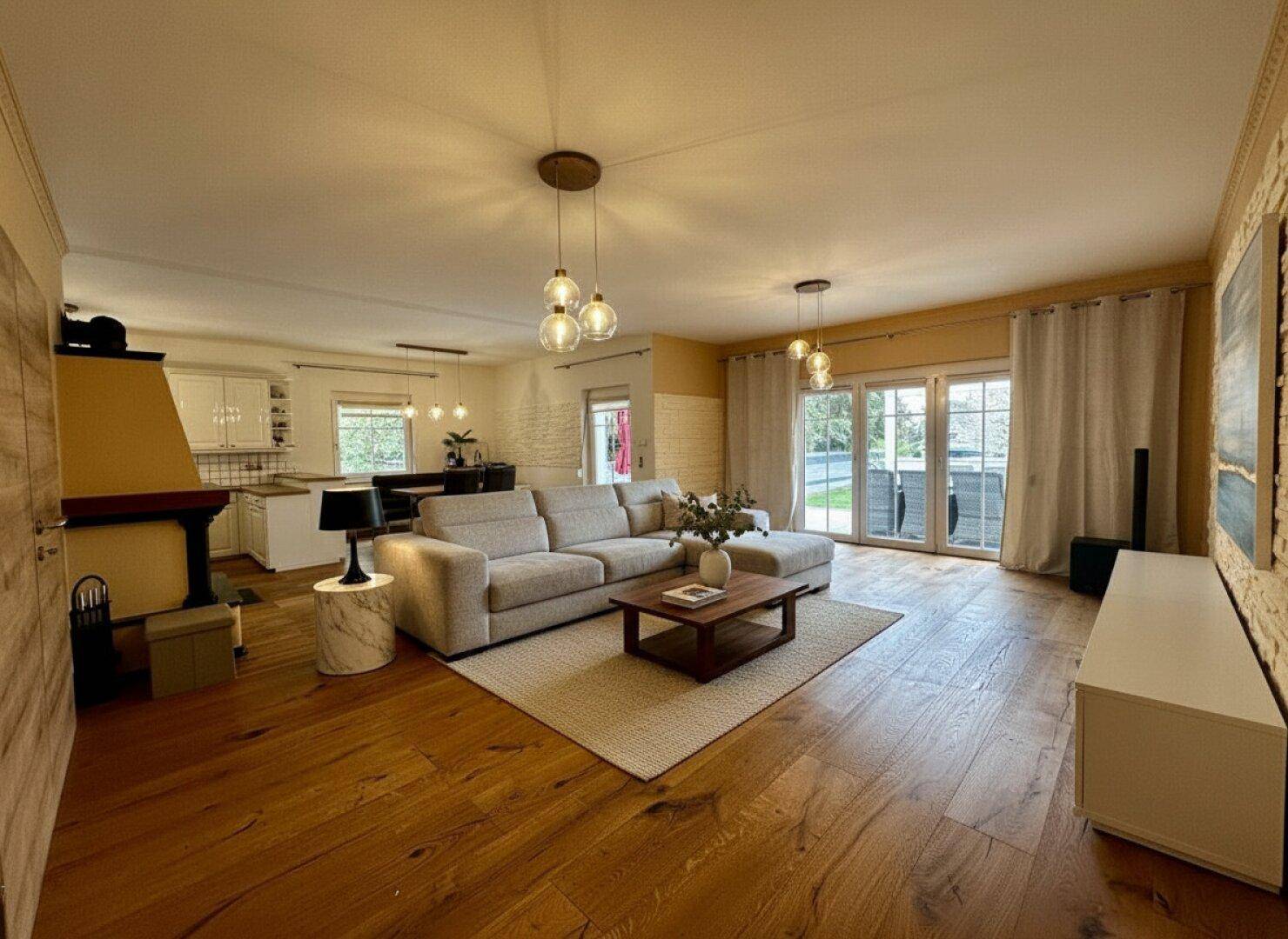 Exklusiver Bungalow mit Swimmingpool &amp; ausgebautem Wohnkeller in Kapellerfeld - Ansicht 5