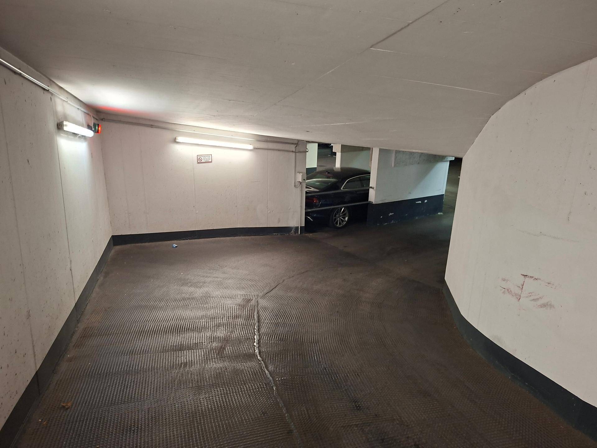 Garagenparkplatz zur Miete provisionsfrei - Ansicht 4