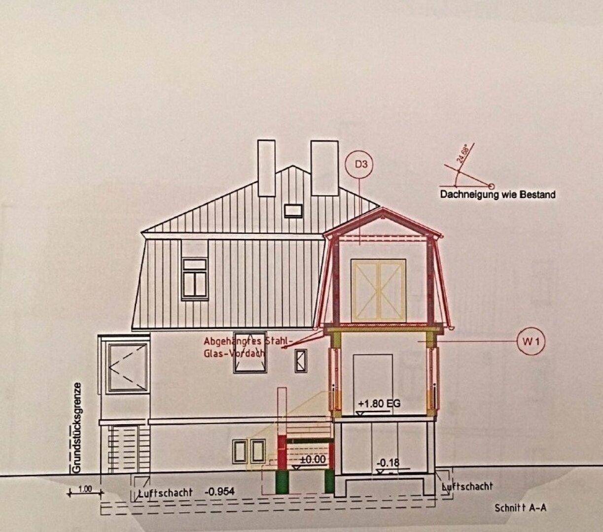 Architektonischer Schnitt A-A zeigt die Fassade und Dachneigung des Gebäudes mit Glasvordach.