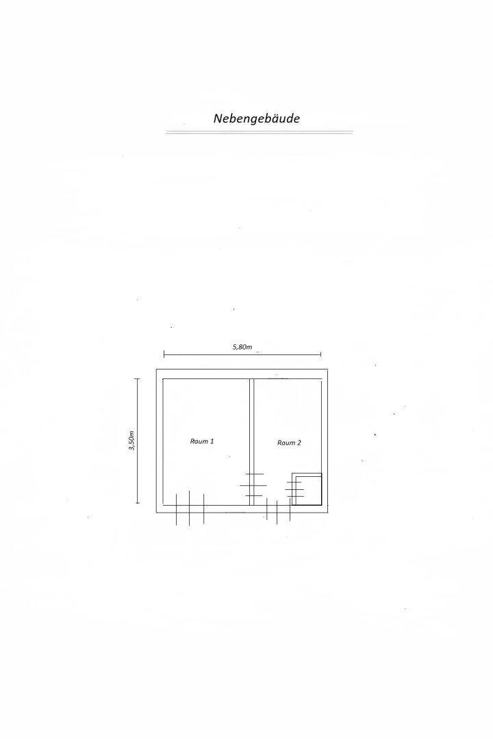 Grundriss eines Nebengebäudes mit zwei Räumen und externem Zugang.
