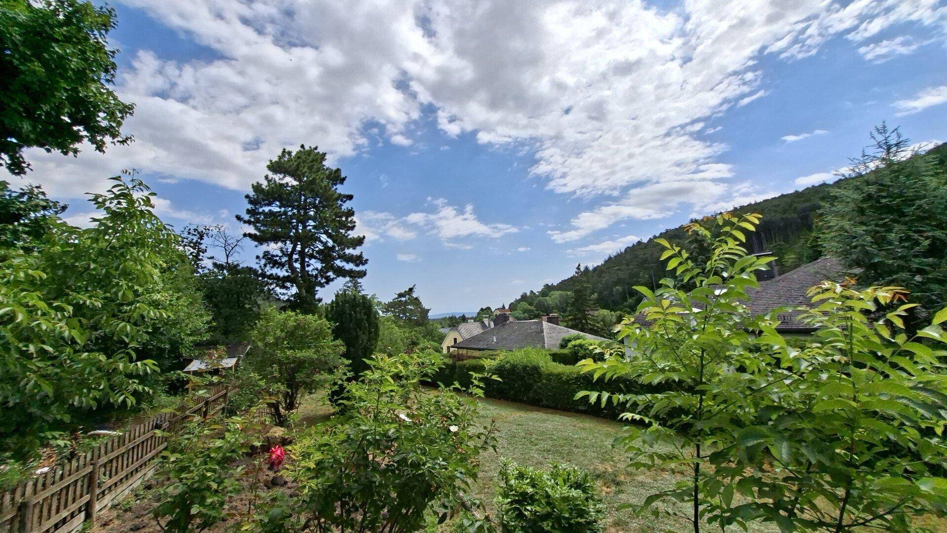 6-Zimmer-Haus in Wöllersdorf mit Balkon, Garage und Garten - Ansicht 5