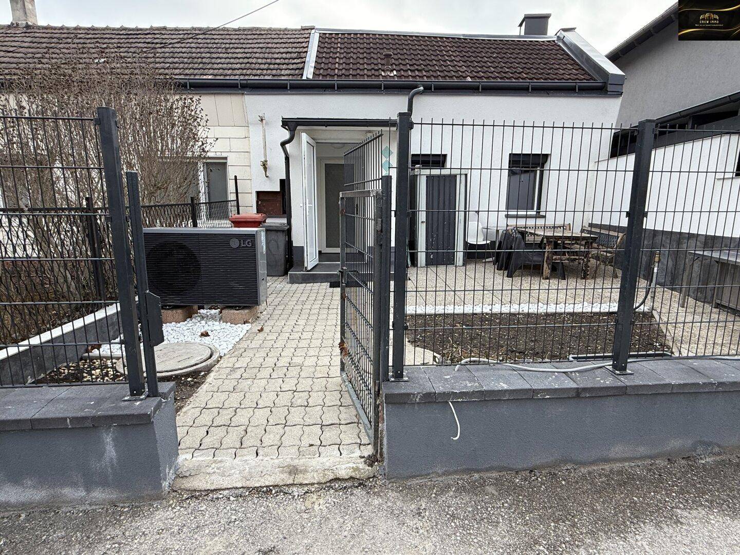 Modernisiertes 4-Zi.-Doppelhaushälfte in ruhiger Lage – mit Option auf Vergrößerung eines Zimmers und der Terrasse - Mehr