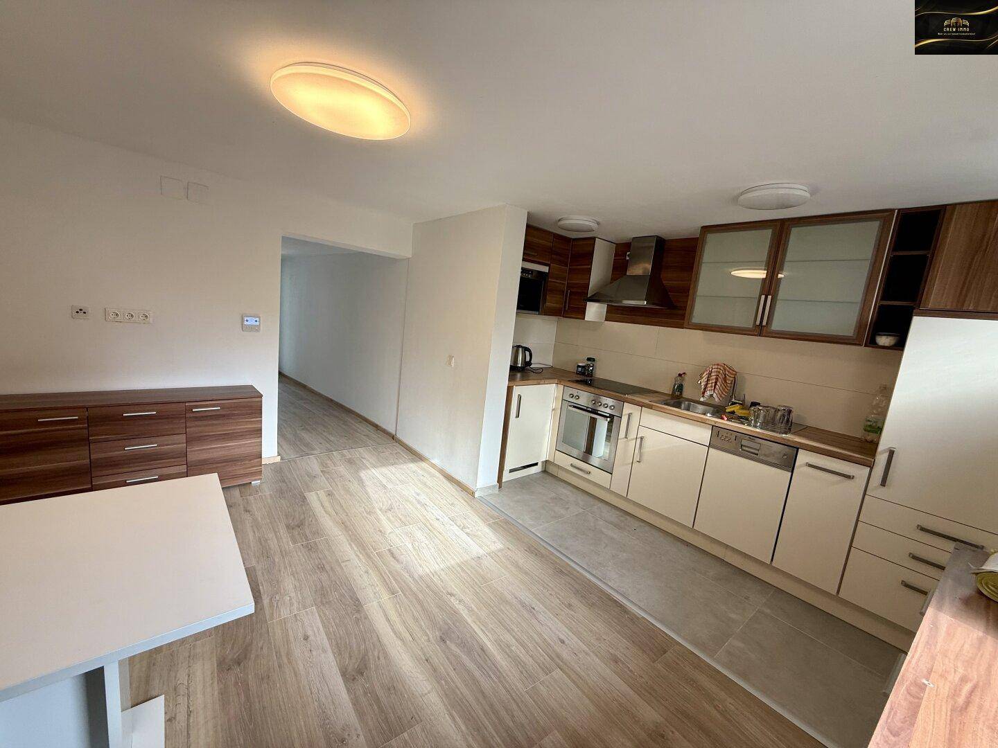 Modernisiertes 4-Zi.-Doppelhaushälfte in ruhiger Lage – mit Option auf Vergrößerung eines Zimmers und der Terrasse - Ansicht 2
