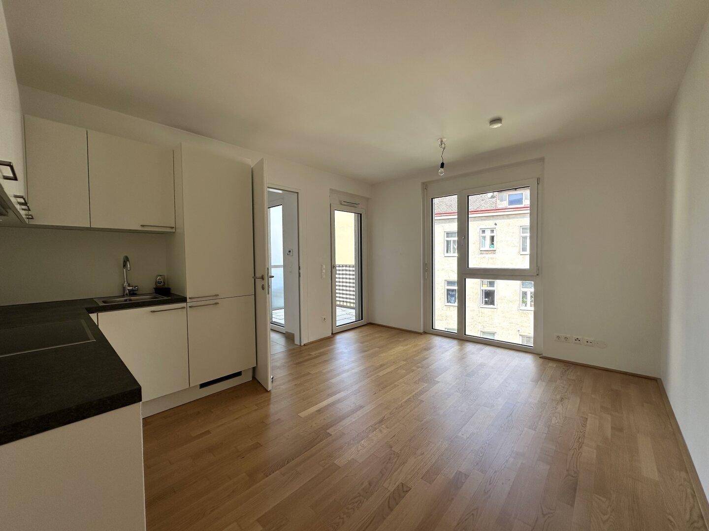 2-Zimmer Wohnung in U-Bahnnähe mit westseitigem Balkon - Widok 4