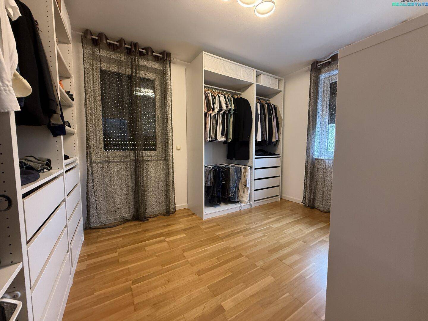 Schlafzimmer 3