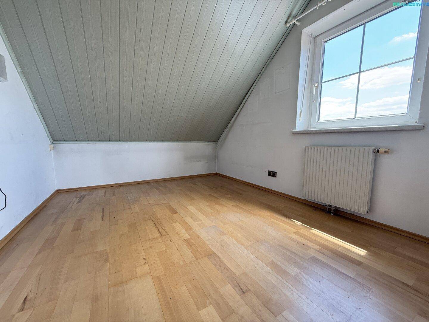 Schlafzimmer 3