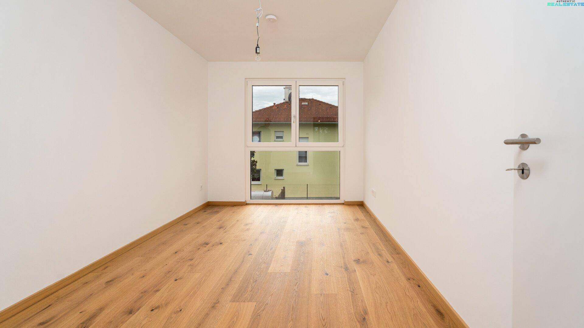 Schlafzimmer 3 OG