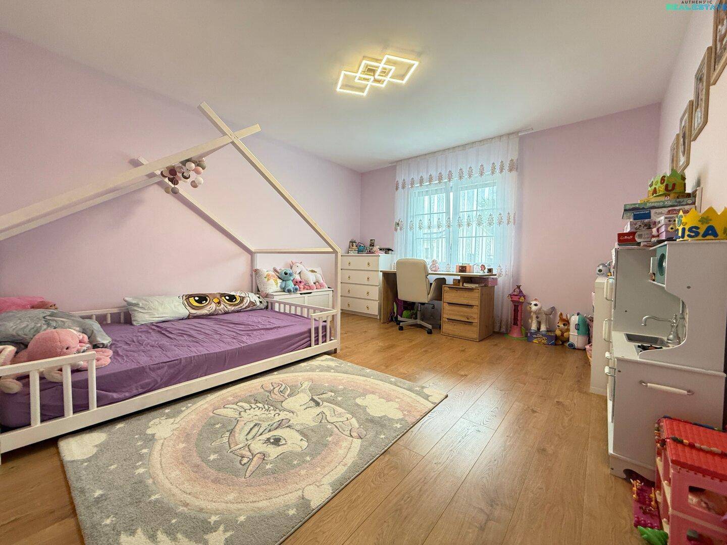 Schlafzimmer 3 OG