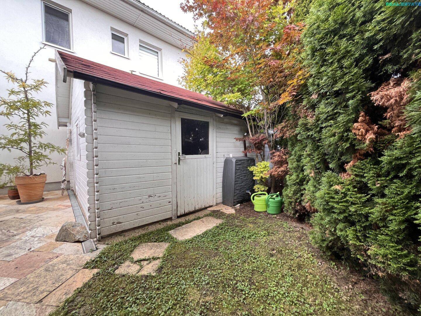 Garage/Gartenhüte