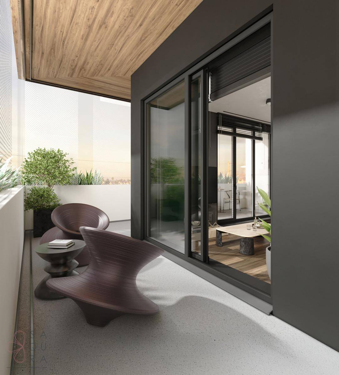 Moderner Balkon mit stilvollen Outdoor-Möbeln und Holzakzenten an der Decke.