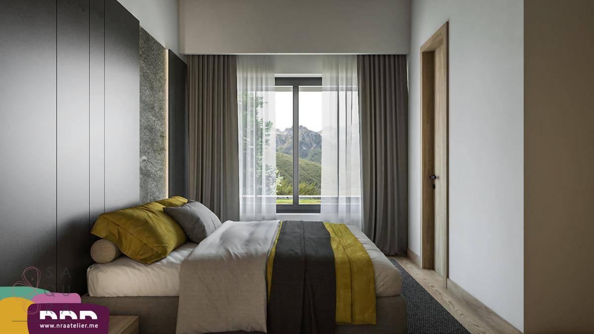 Helles Schlafzimmer mit Bergblick durch ein großes Fenster und modernen Vorhängen.