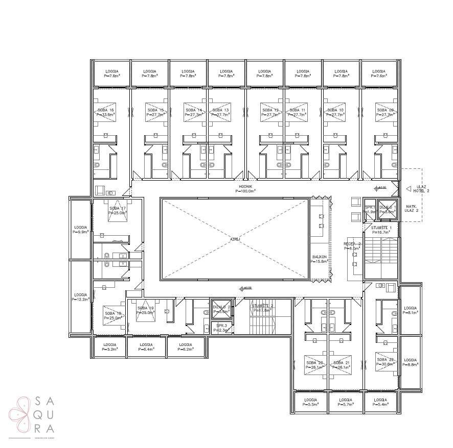 Grundriss mit zahlreichen Zimmern, Balkon und Loggien um einen Innenhof.