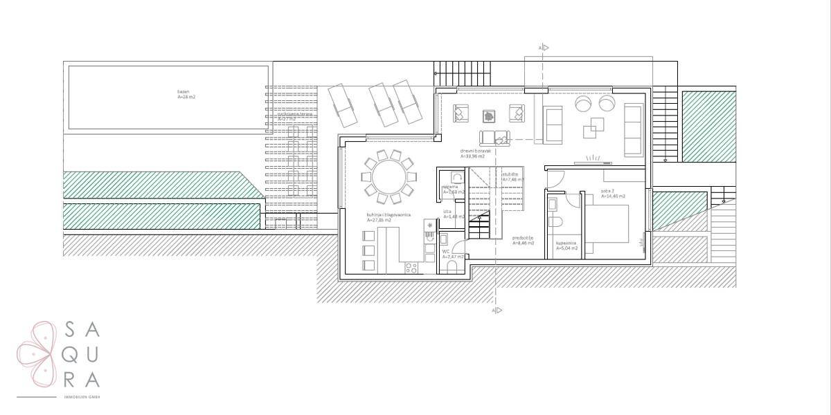Grundriss des Erdgeschosses mit Wohn-, Ess- und Schlafbereichen sowie Terrasse.