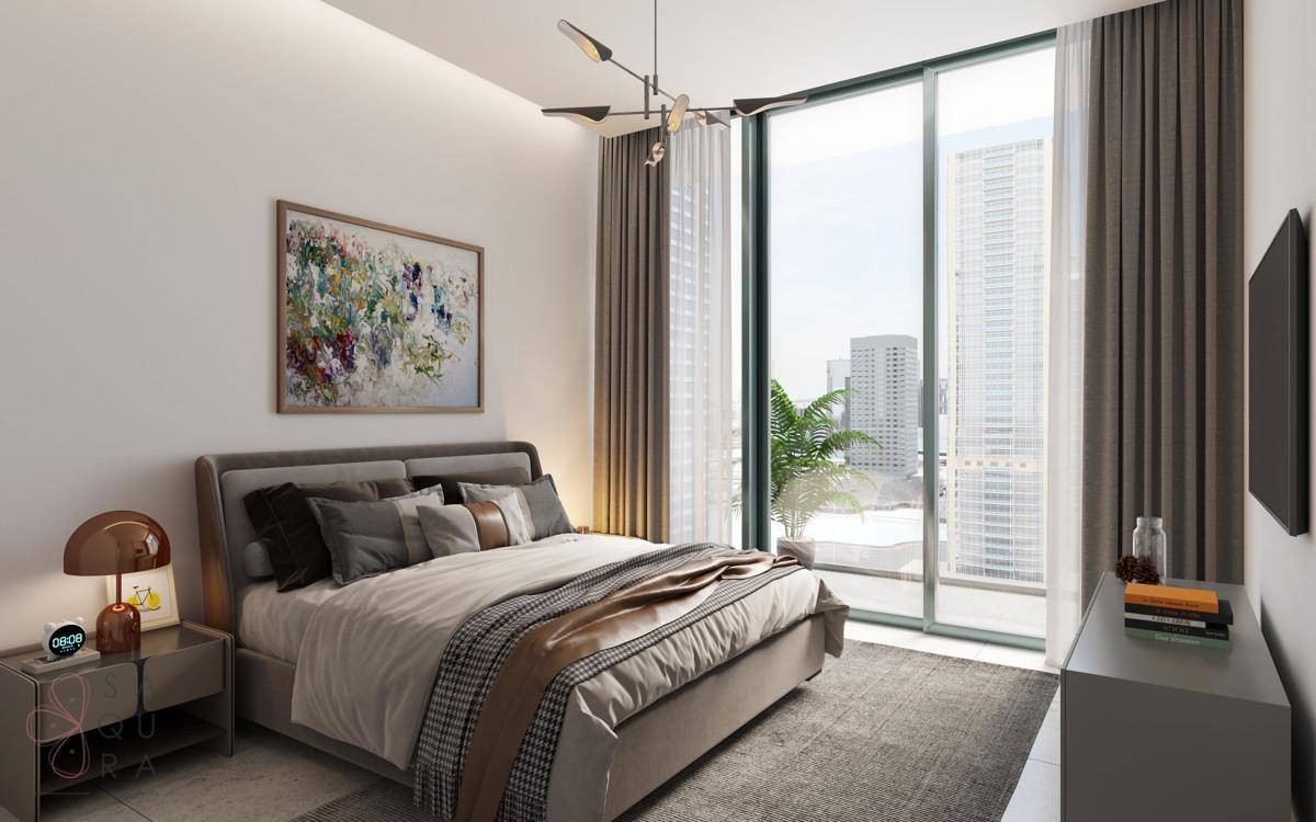 Modernes Schlafzimmer mit großem Bett, raumhohen Fenstern und Blick auf die Stadt.