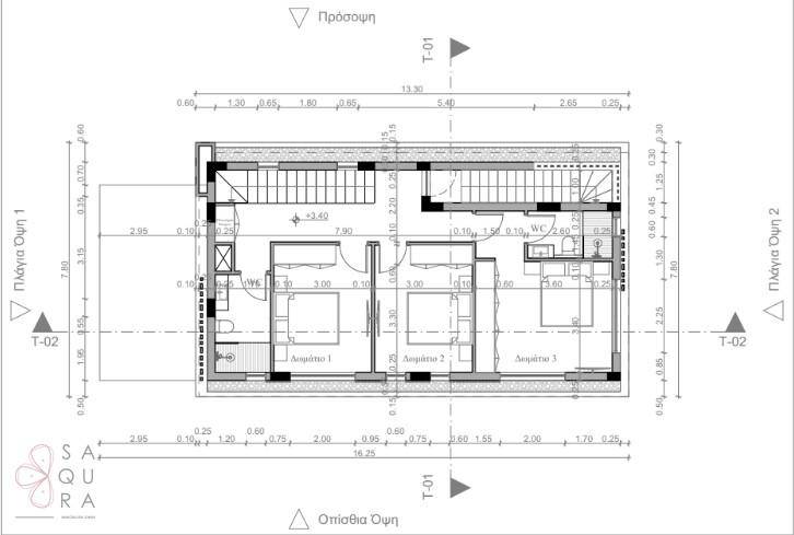 Grundriss des Obergeschosses mit drei Schlafzimmern und zwei Badezimmern.