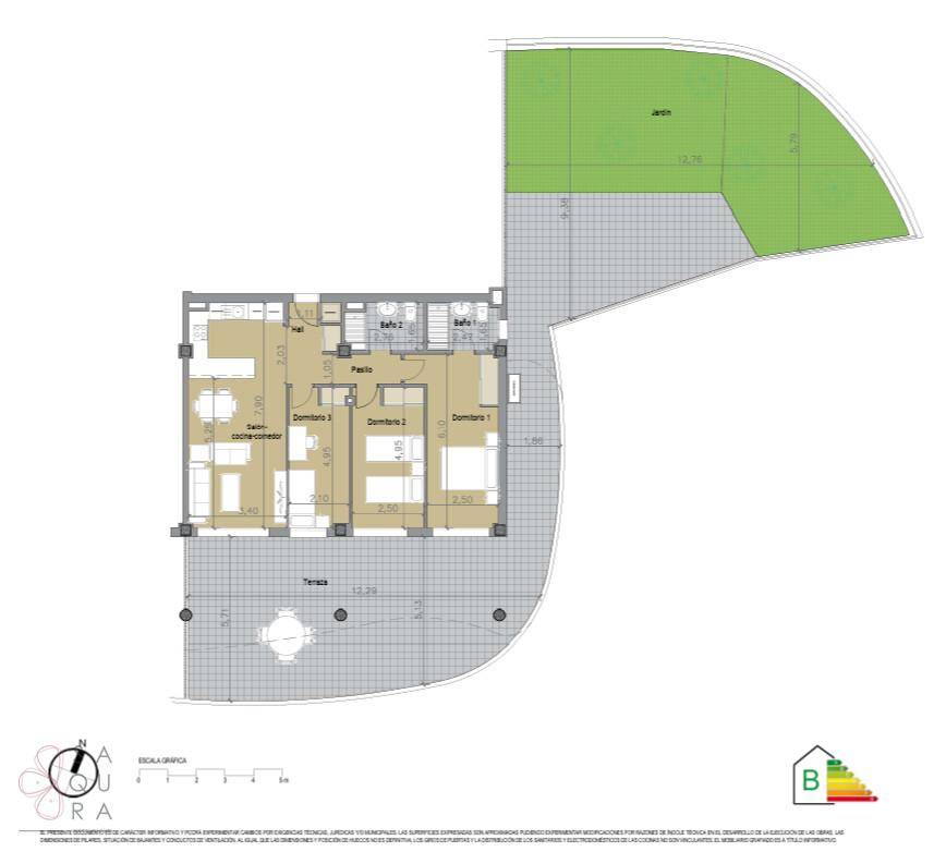 Grundriss einer Wohnung mit großer Terrasse und privatem Gartenbereich.