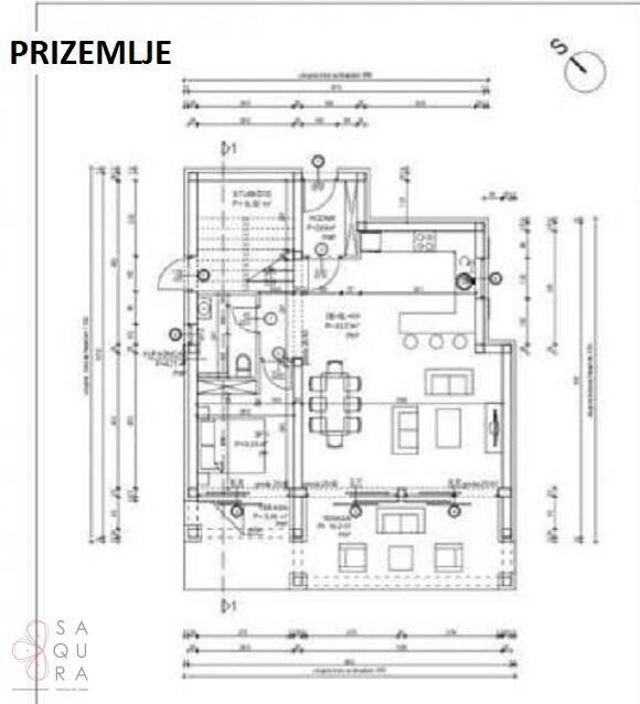 Grundriss des Erdgeschosses mit offenem Wohnbereich, Küche und Esszimmer.