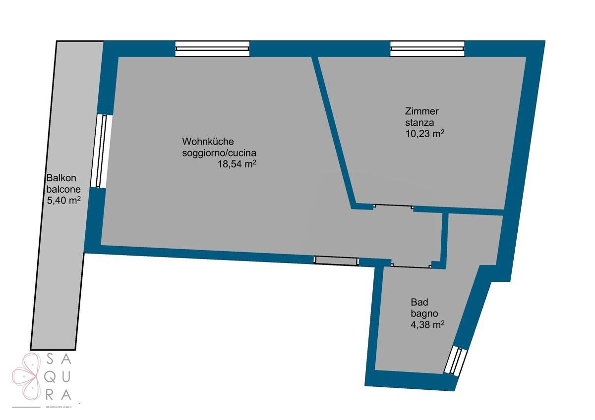 Grundriss einer Wohnung mit Wohnküche, Zimmer, Bad und Balkon.