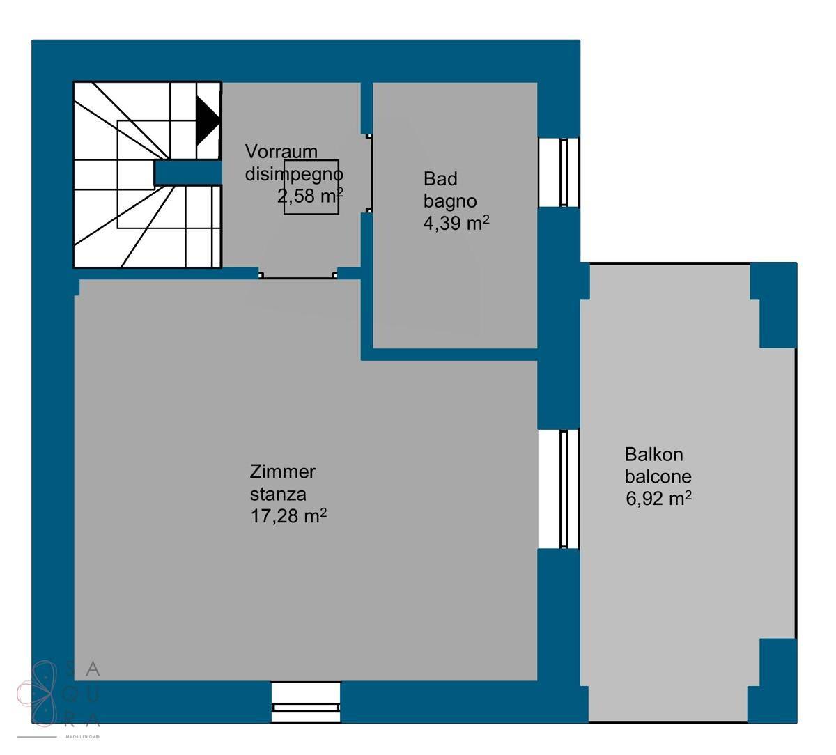 Grundriss des Obergeschosses mit Schlafzimmer, Bad und Balkon.