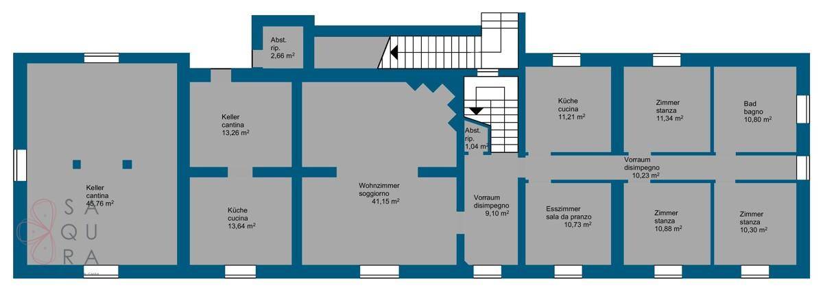 Grundrissplan mit verschiedenen Räumen, Treppen und Flächenangaben im Erdgeschoss.